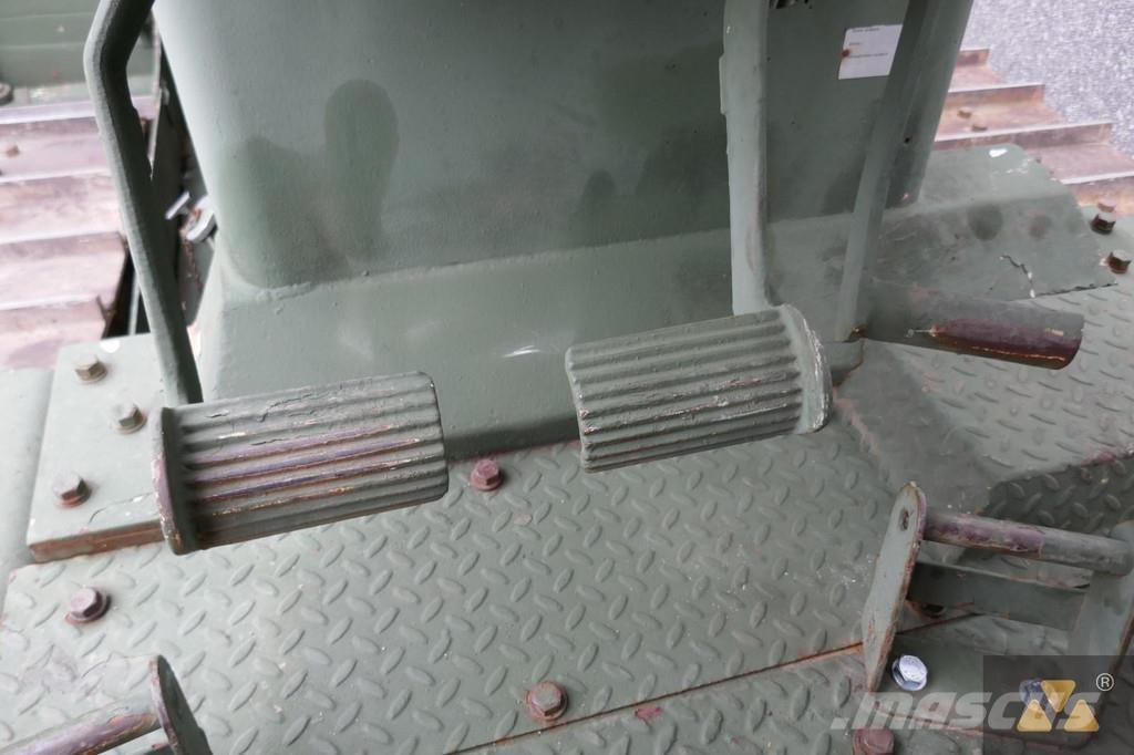 CAT D7G Ex-army Buldožeri guseničari