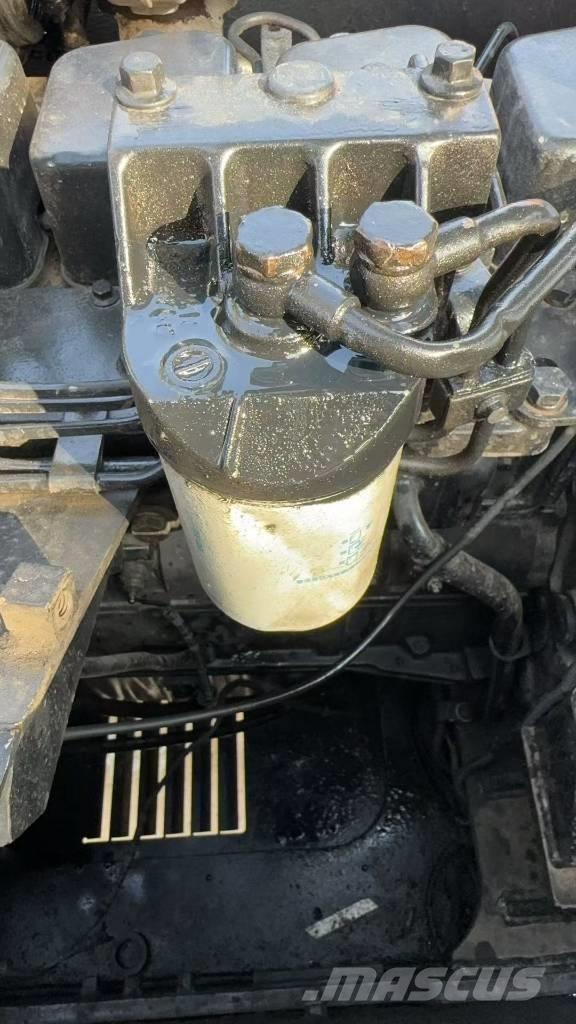 Hyundai 220LC-9S Bageri guseničari