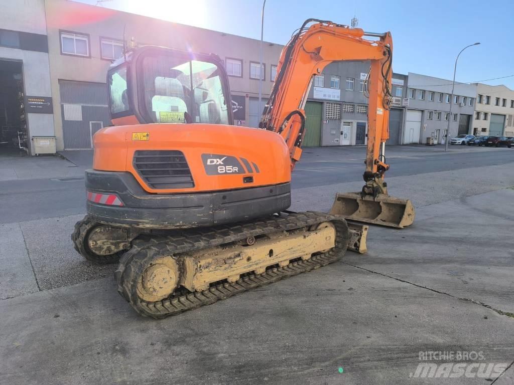 Doosan DX 85 R-3 Midi bageri 7t – 12t
