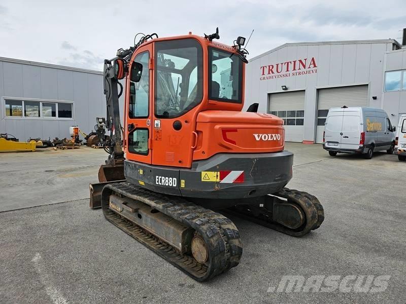 Volvo ECR 88 D Midi bageri 7t – 12t