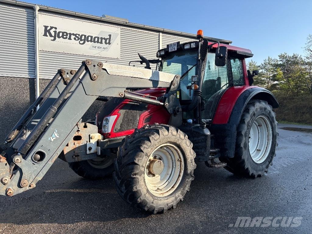 Valtra N 143 Traktori