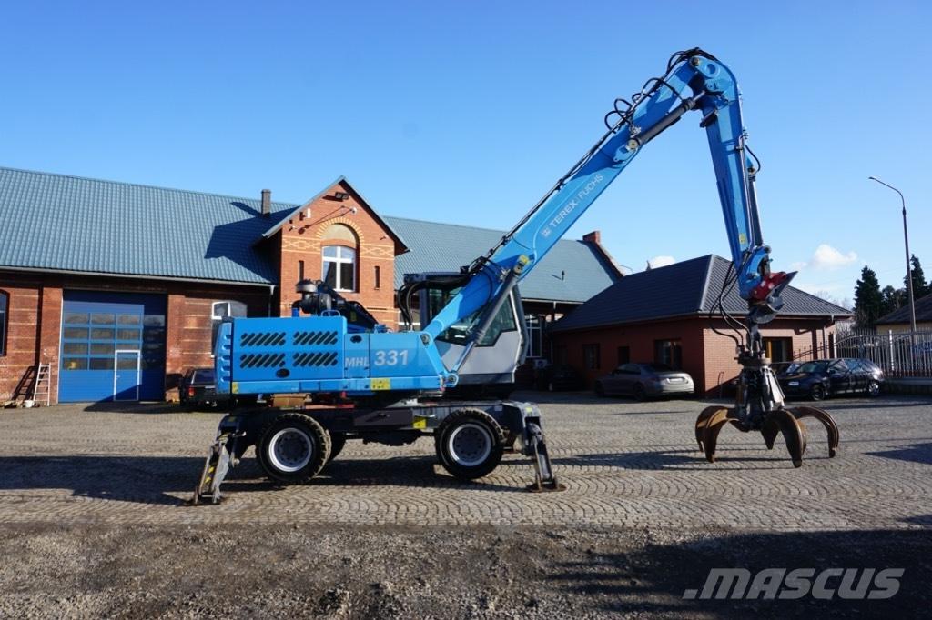 Fuchs MHL 331 Bageri za prenos primarnih/sekundarnih sirovina