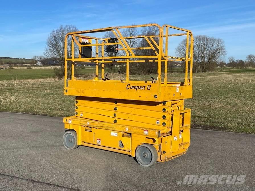 Haulotte Compact 12 Makazaste platforme