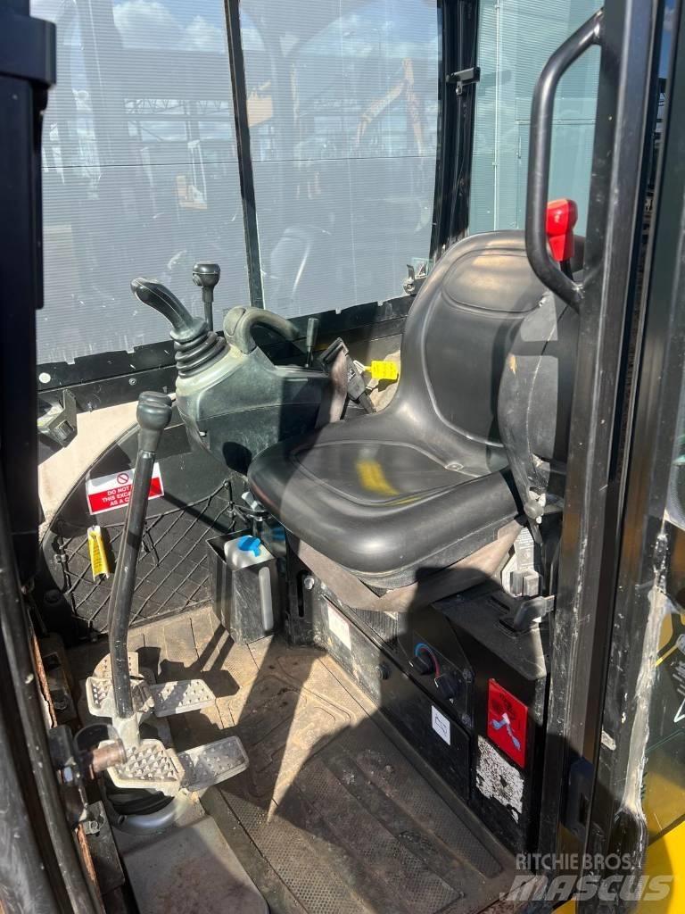JCB 8026 CTS Mini bageri < 7t