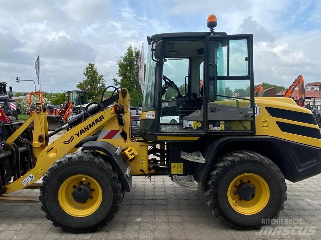 Yanmar V100 Utovarivači na točkove