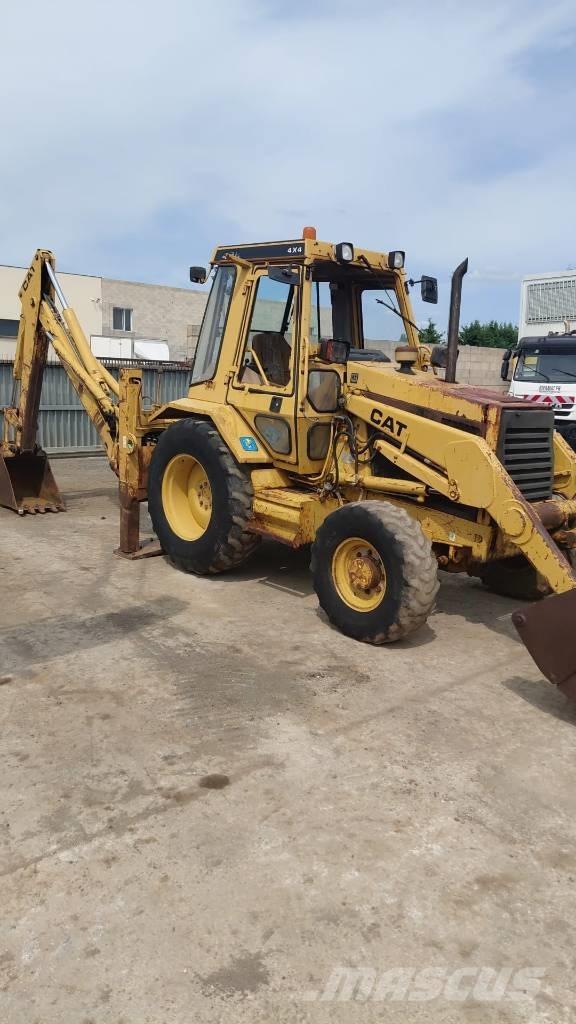 CAT 428 B 4x4 Rovokopači