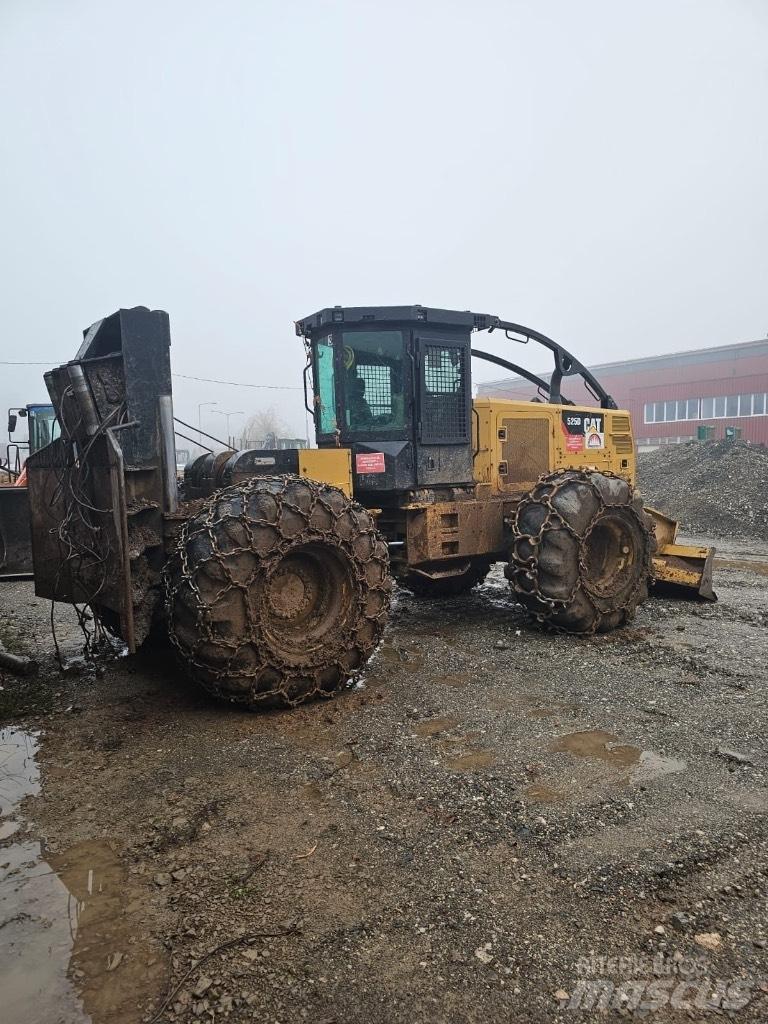 CAT 525 D Skideri