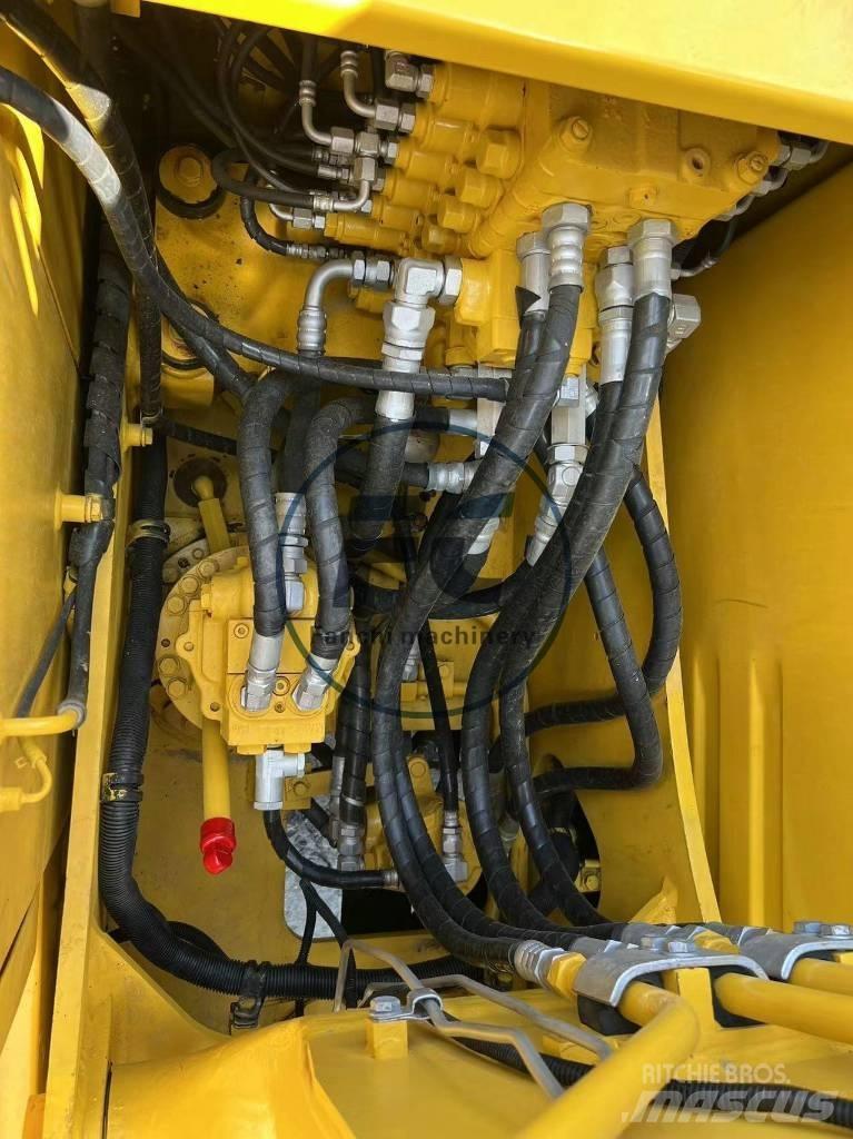 Komatsu PC 130 LC Bageri guseničari