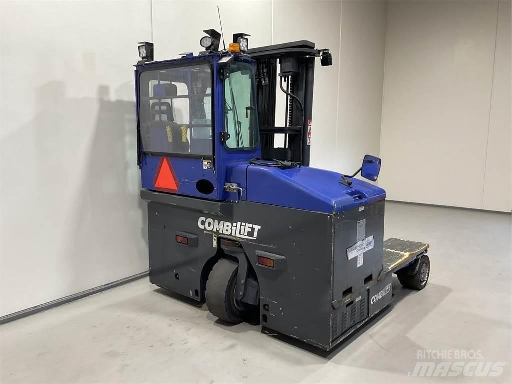 Combilift C4000ET Viljuškari sa 4-stranskim dohvatom