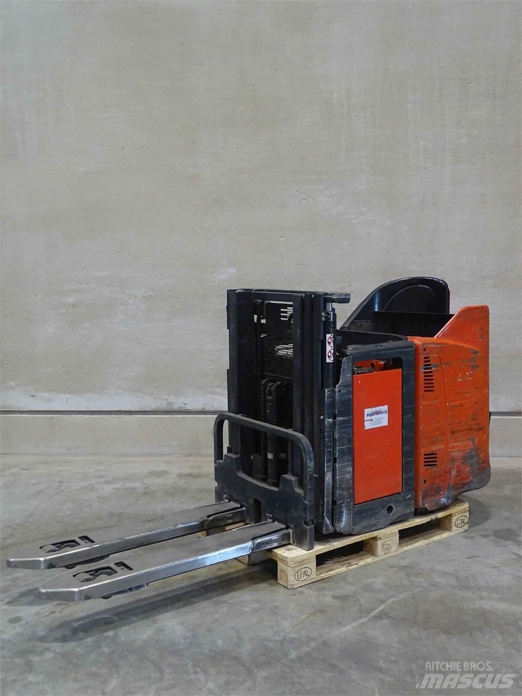 Linde L12LSP Ručni električni viljuškar