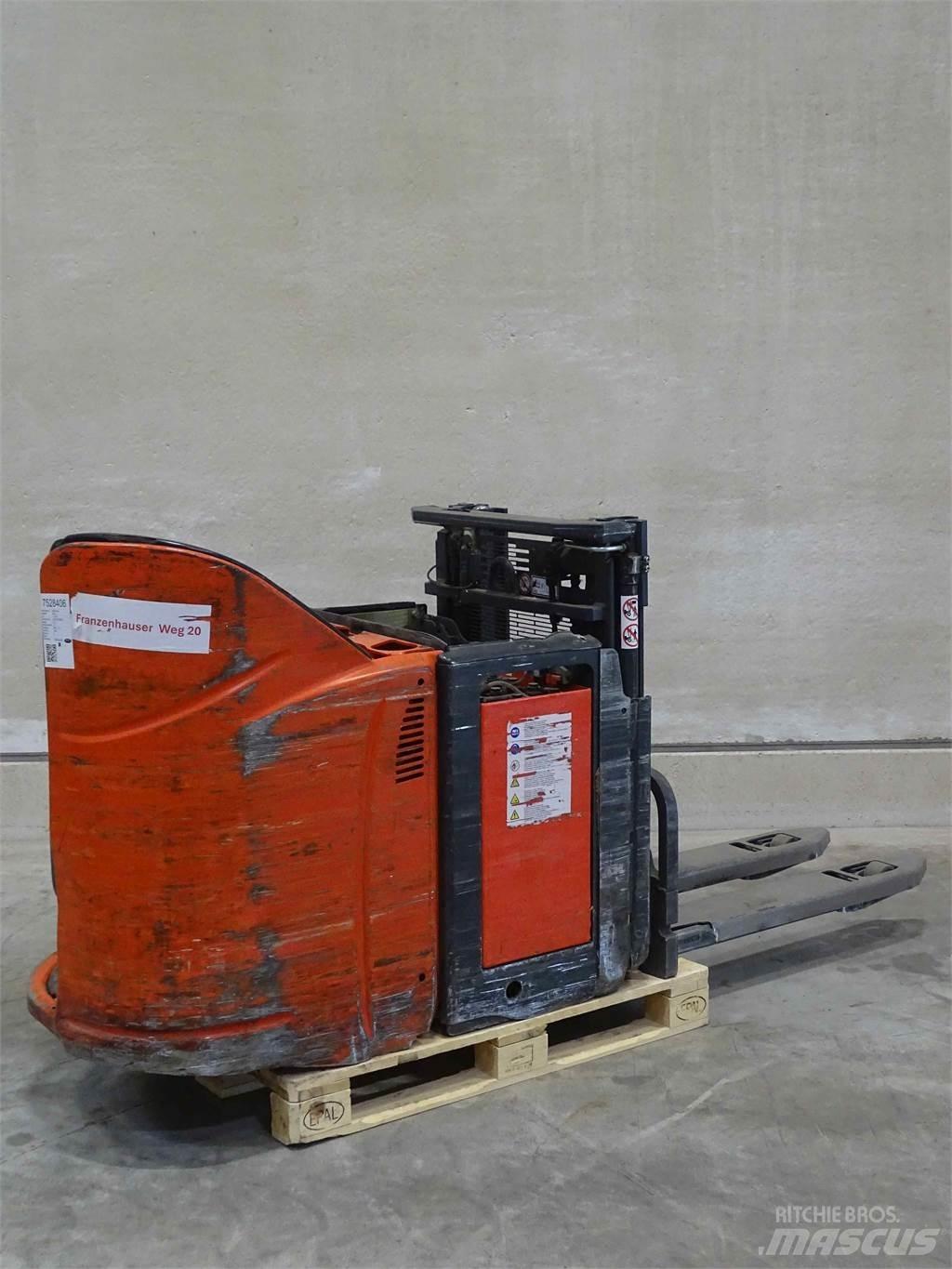 Linde L12LSP Ručni električni viljuškar