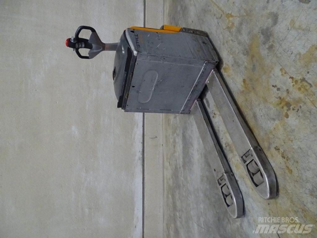 Still EXU22 Nisko podizni električni viljuškar
