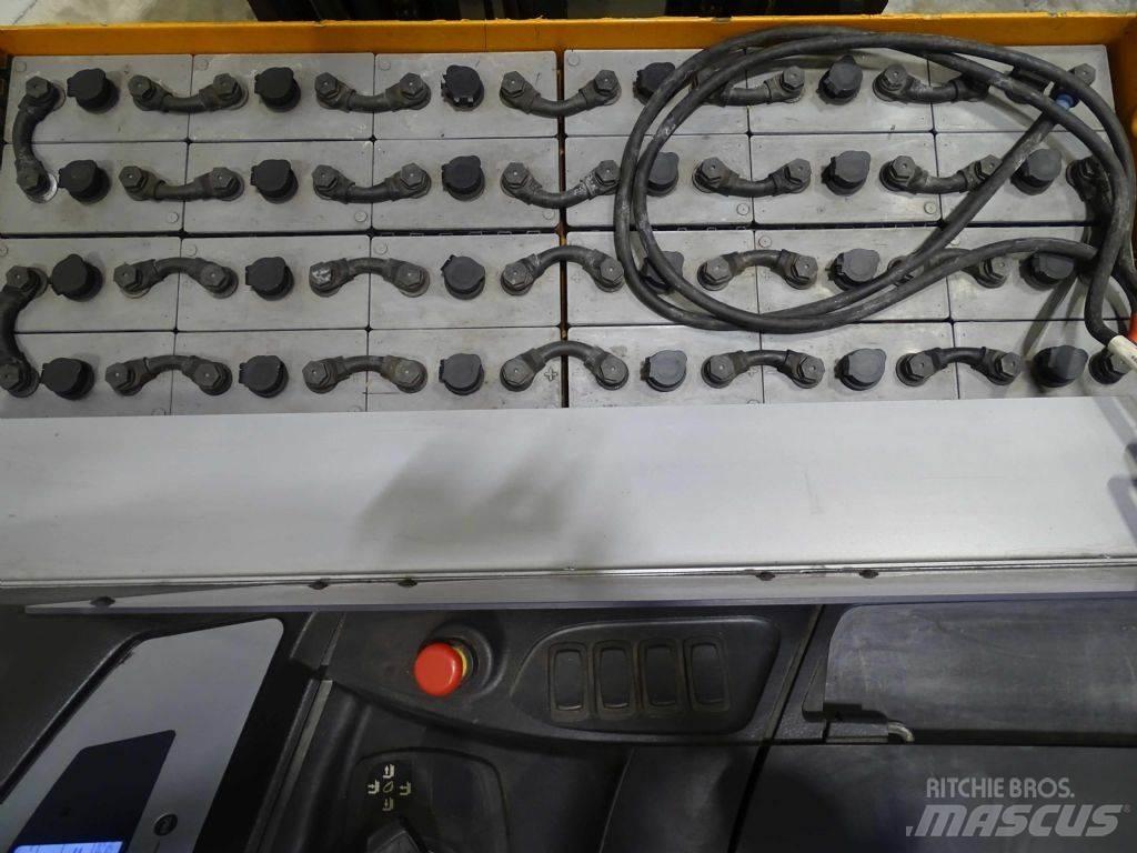 Still FM-X17 Viljuškari sa pomičnim stupom