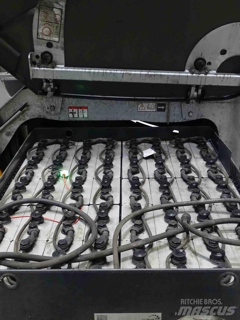 Still RX60-25L Električni viljuškari