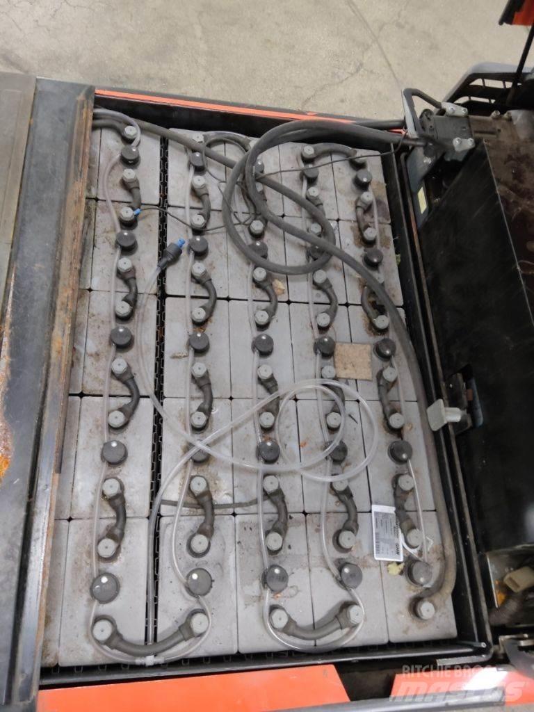Toyota 7FBMF30 Električni viljuškari