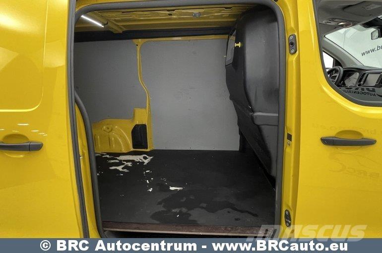 Opel Vivaro Sanduk kombiji