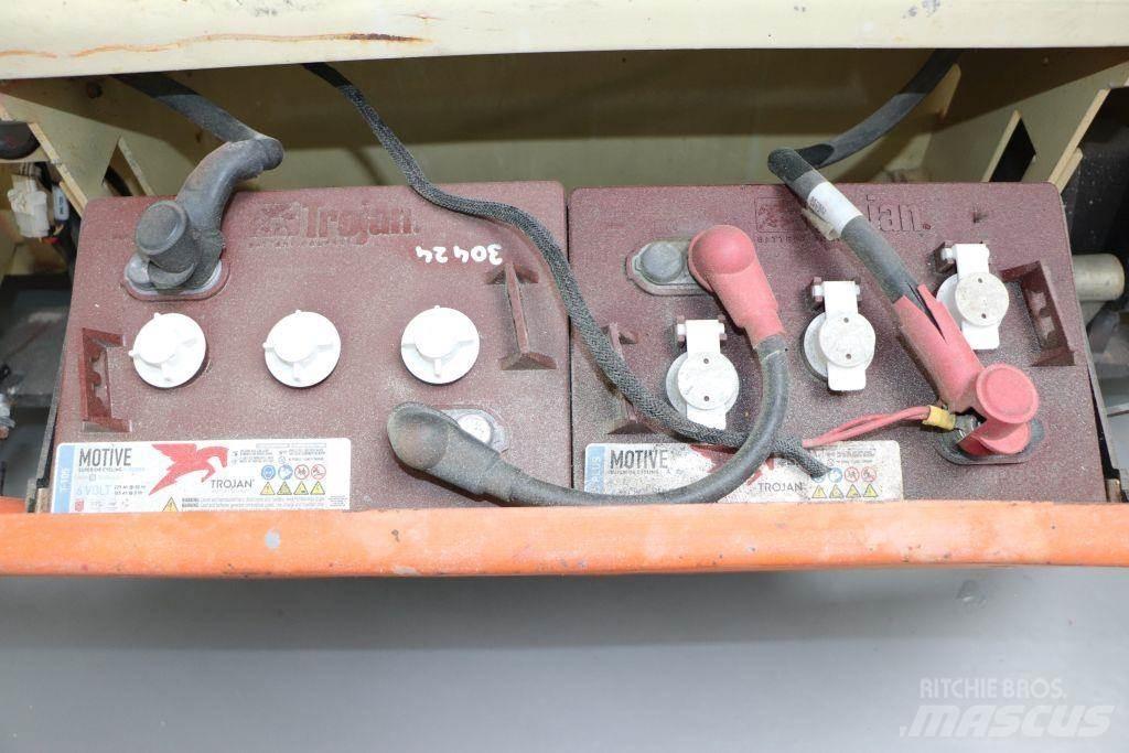 JLG 3246 ES Makazaste platforme