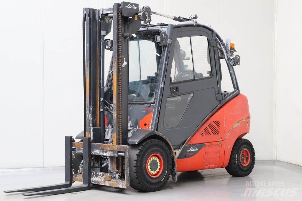 Linde H30D-02 Dizelski viljuškari