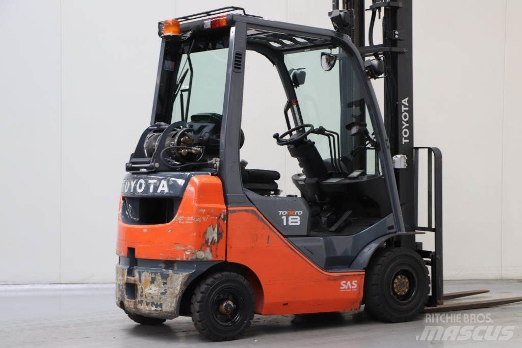 Toyota 02-8FGF18 Plinski viljuškari