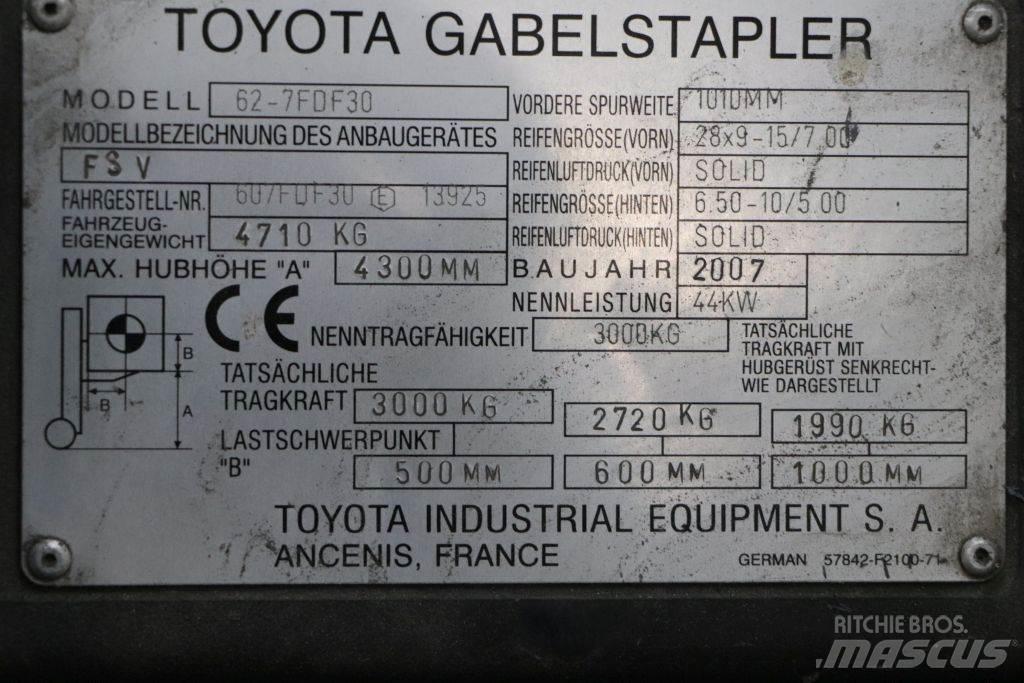 Toyota 62-7FDF30 Dizelski viljuškari
