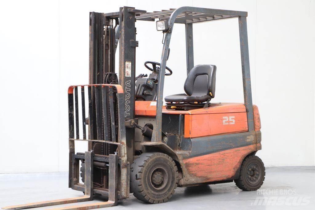 Toyota FBMF20 Električni viljuškari