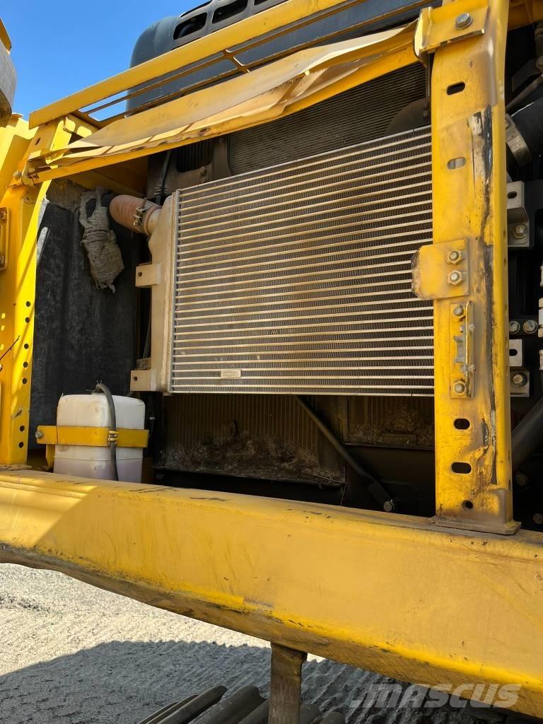 Komatsu PC 390 LC-10 Bageri guseničari