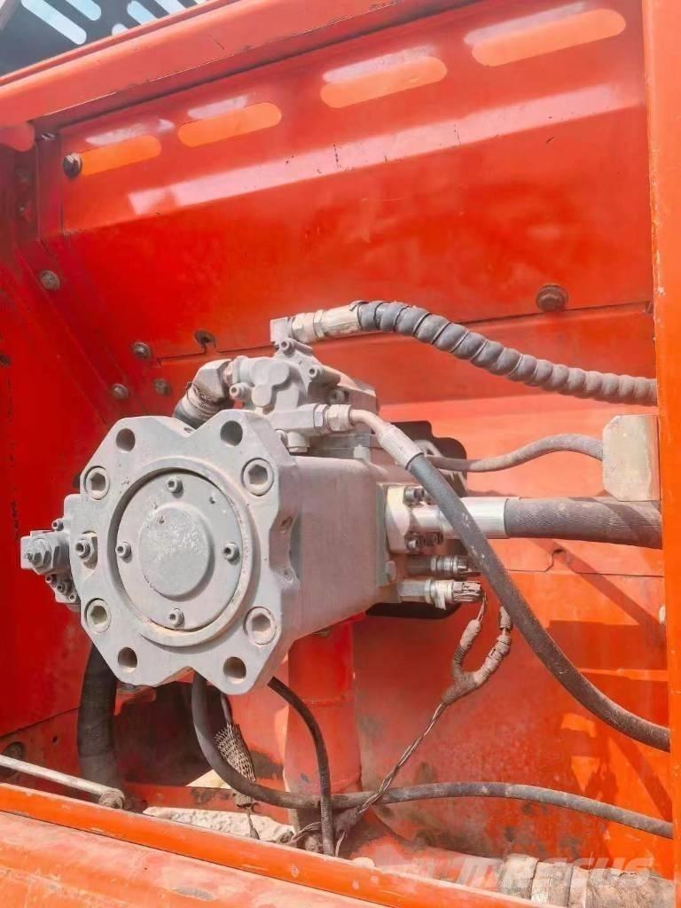Doosan DX 260 Bageri guseničari