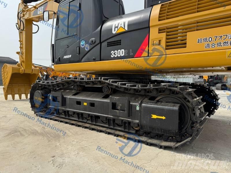 CAT 330D2L Bageri guseničari