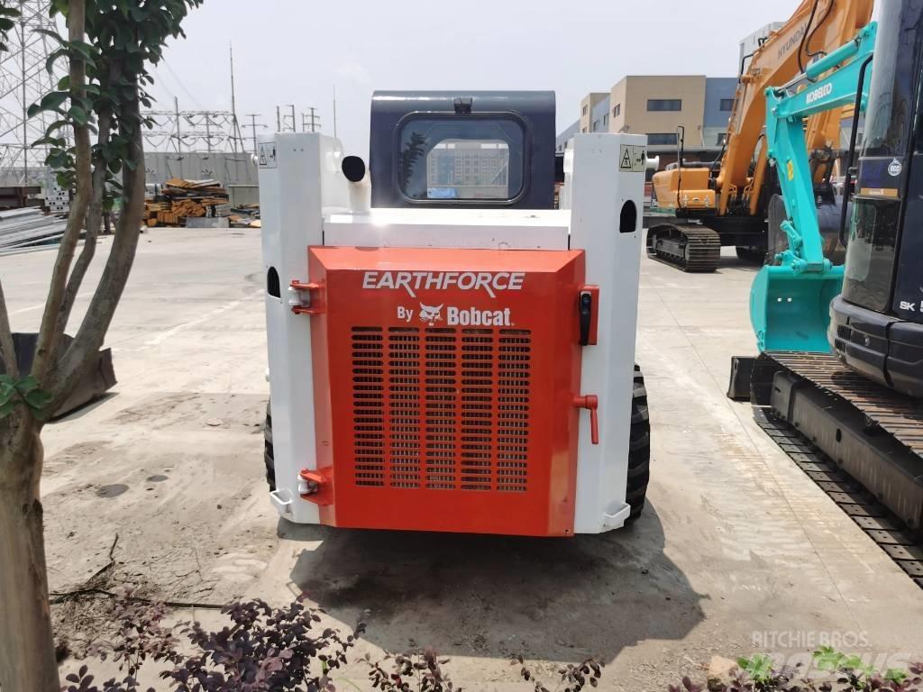 Bobcat S 130 Skid steer mini utovarivači