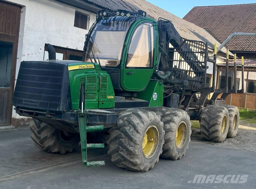 John Deere 1210E Forvarderi