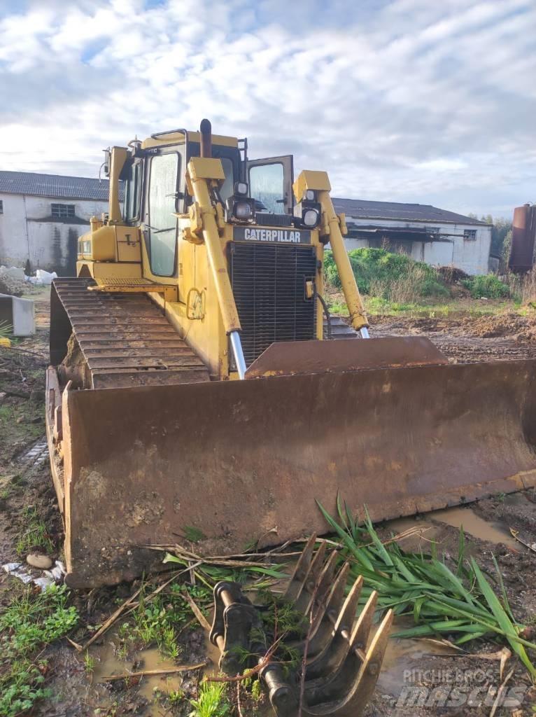 CAT D 6 R LGP II Buldožeri guseničari