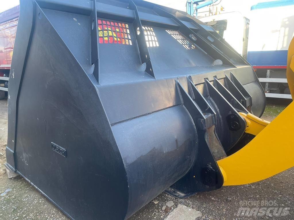 Komatsu WA 470 Utovarivači na točkove