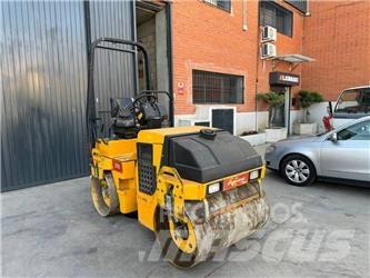 Dynapac CC 122 Nabijači zemlje