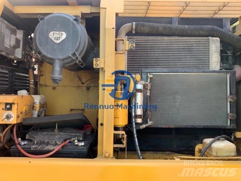CAT 320 D Midi bageri 7t – 12t