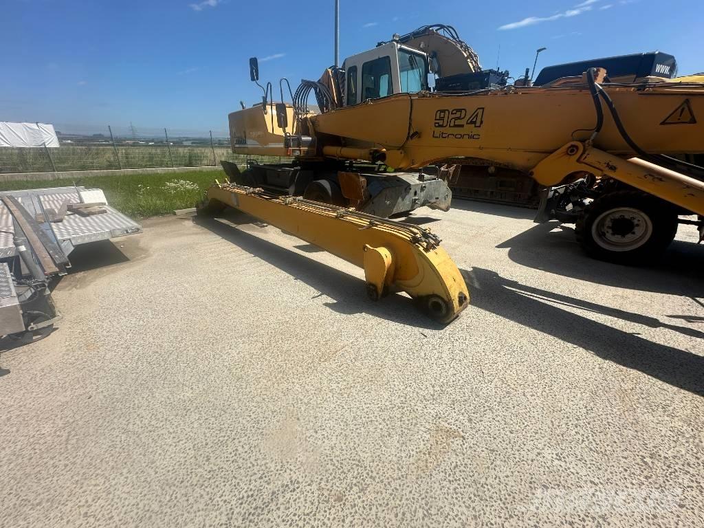 Liebherr A 924 Bageri za prenos primarnih/sekundarnih sirovina