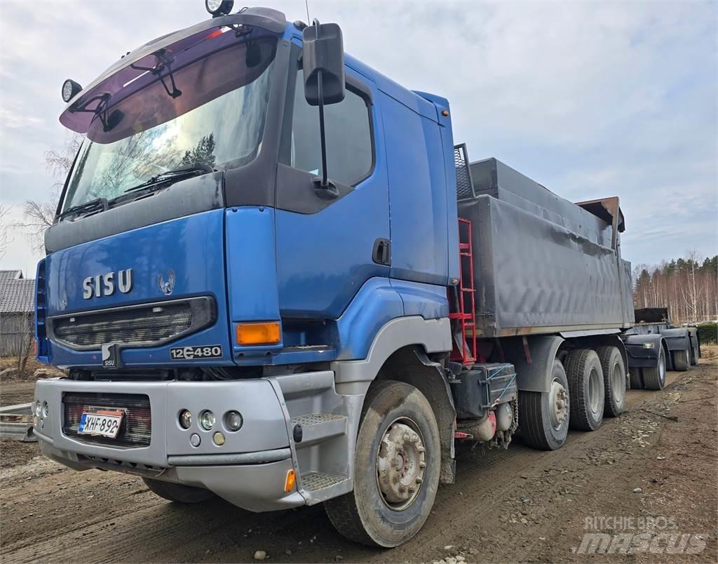 Sisu E12M 8X4 Kiperi kamioni