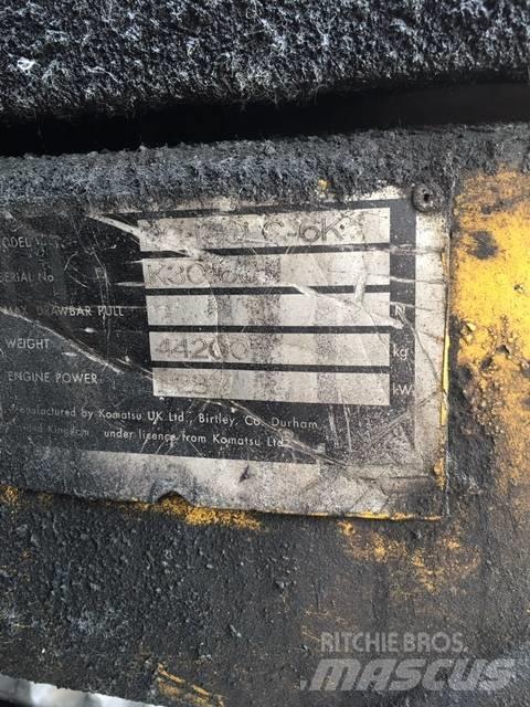 Komatsu 450 Bageri guseničari
