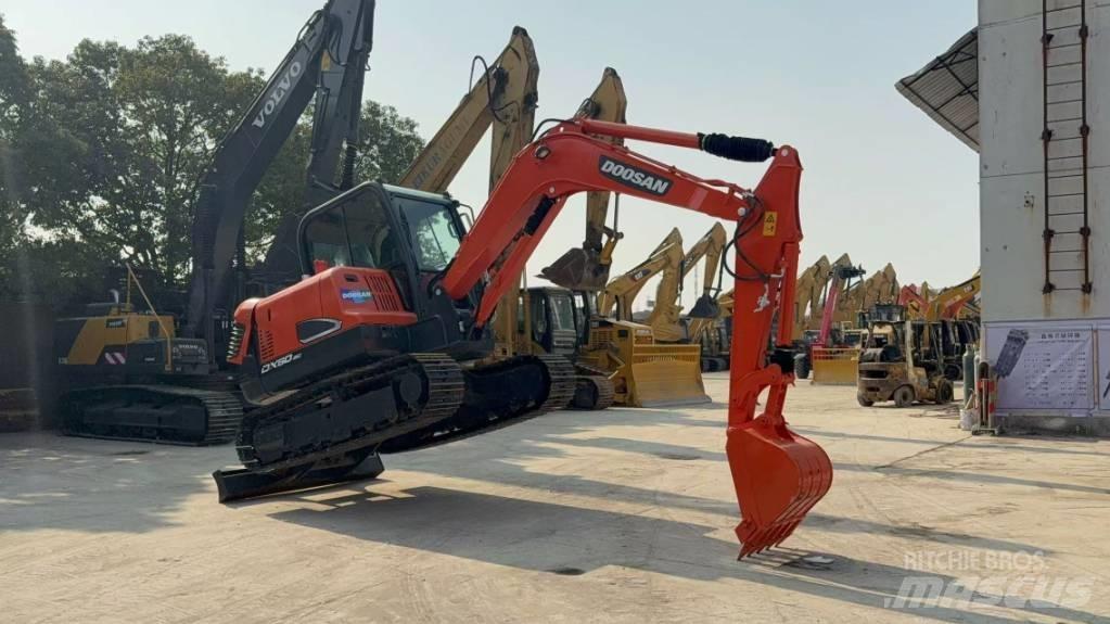 Doosan DX 60-9 C Bageri guseničari