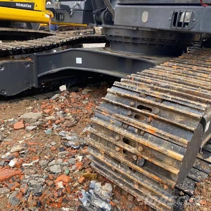 Volvo EC 240 Bageri guseničari