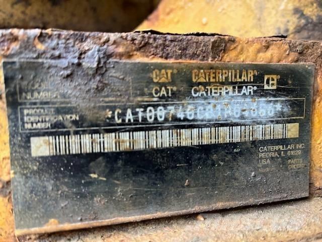 CAT 740 Zglobni damperi