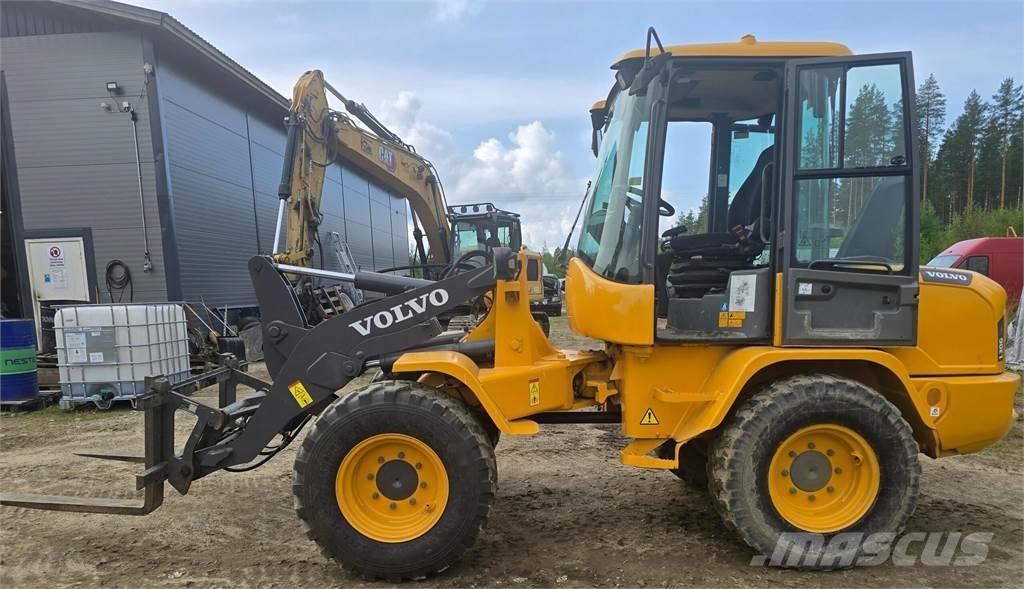 Volvo L30G Utovarivači na točkove