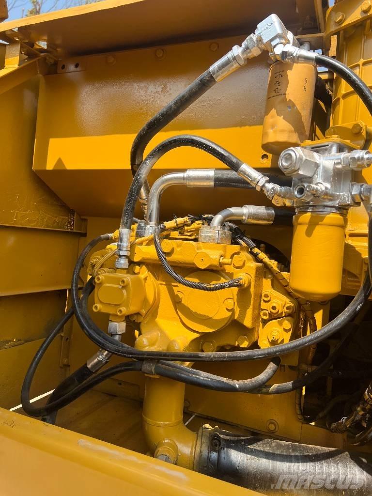 CAT 320C Bageri guseničari