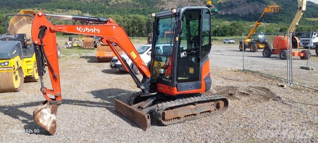 Kubota U 27-4 Mini bageri < 7t