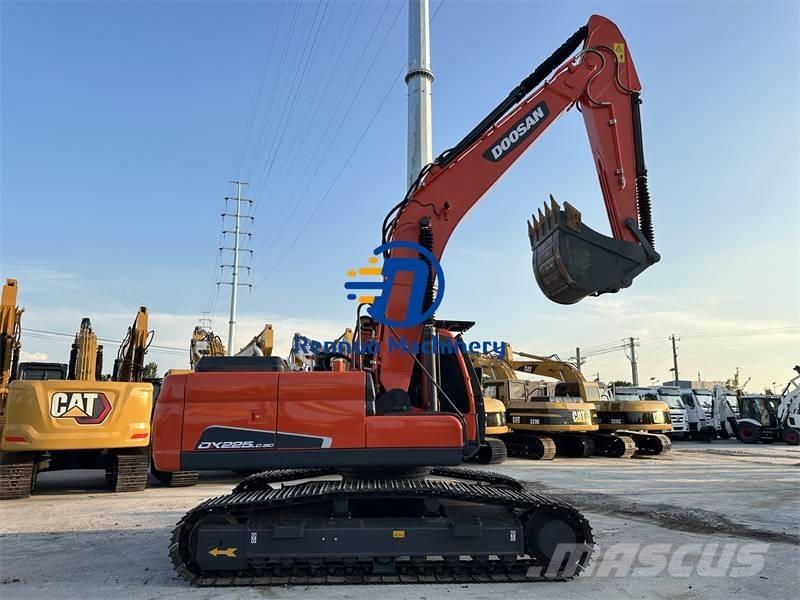Doosan DX 225 LCA Bageri guseničari