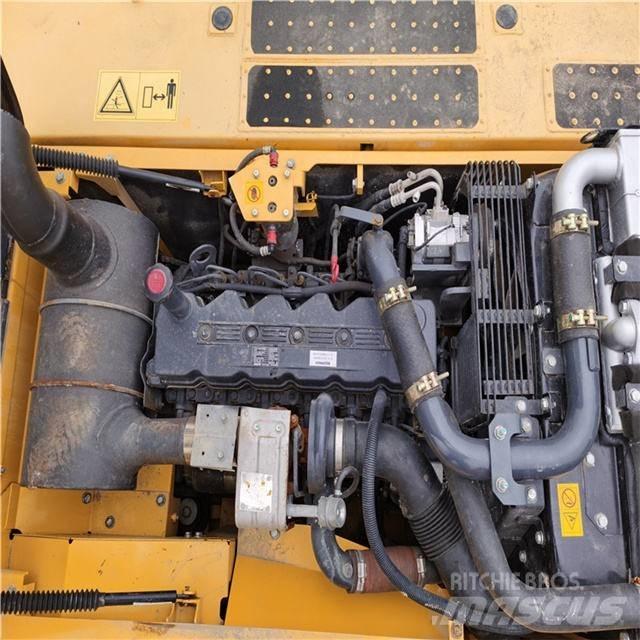 Komatsu pc220-8 Bageri guseničari