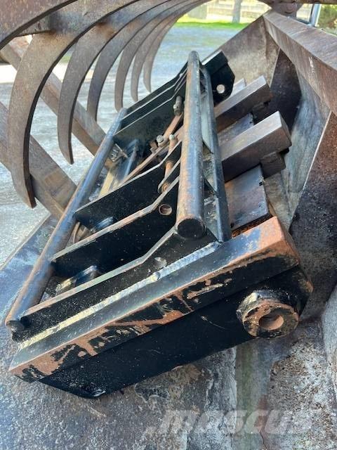 John Deere 3400 Teleskopski viljuškari