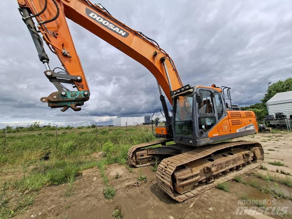 Doosan DX 300 LC-5 Bageri guseničari
