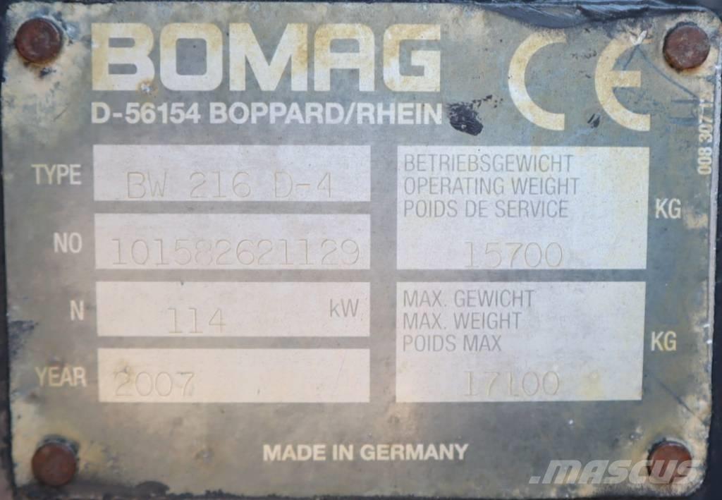 Bomag BW 216 D-4 Nabijači zemlje