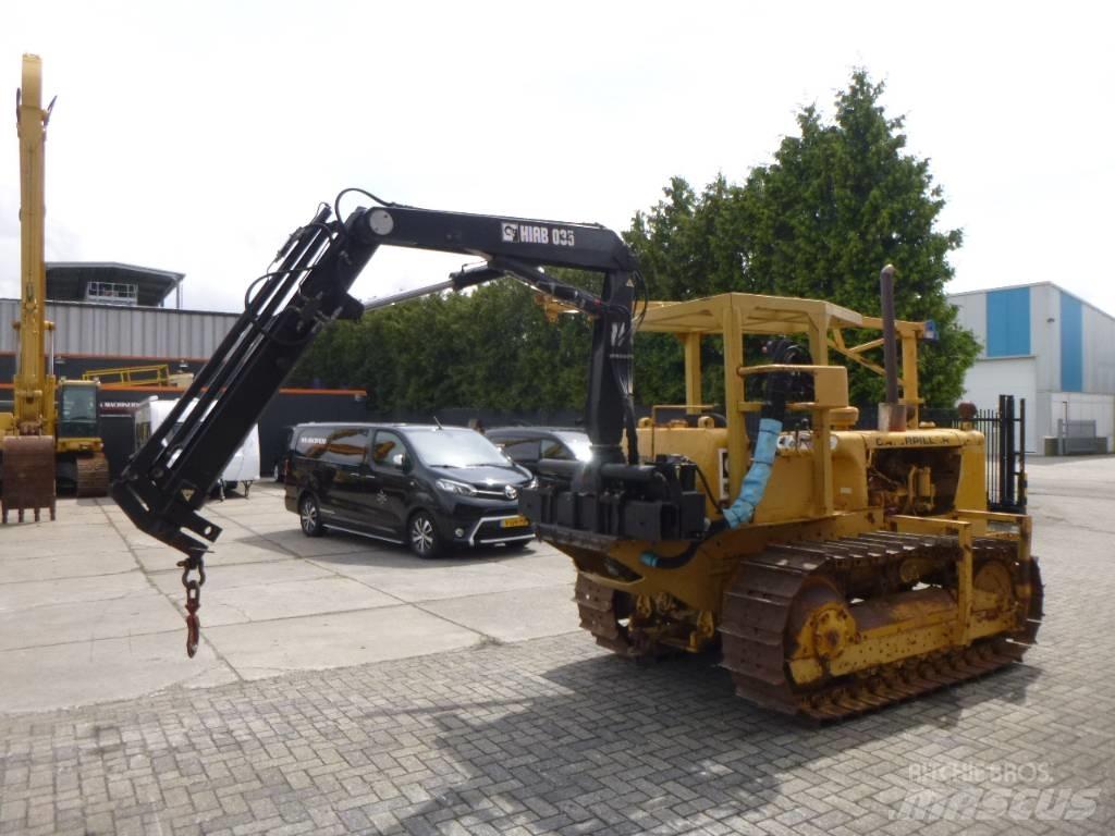 CAT D 4 D Buldožeri guseničari