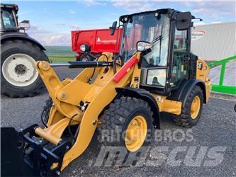 CAT 906 Utovarivači na točkove